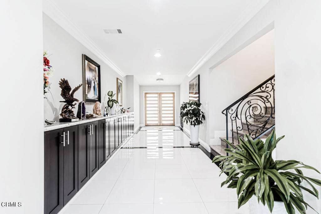 Properties 2 5527 Vista Canada Place