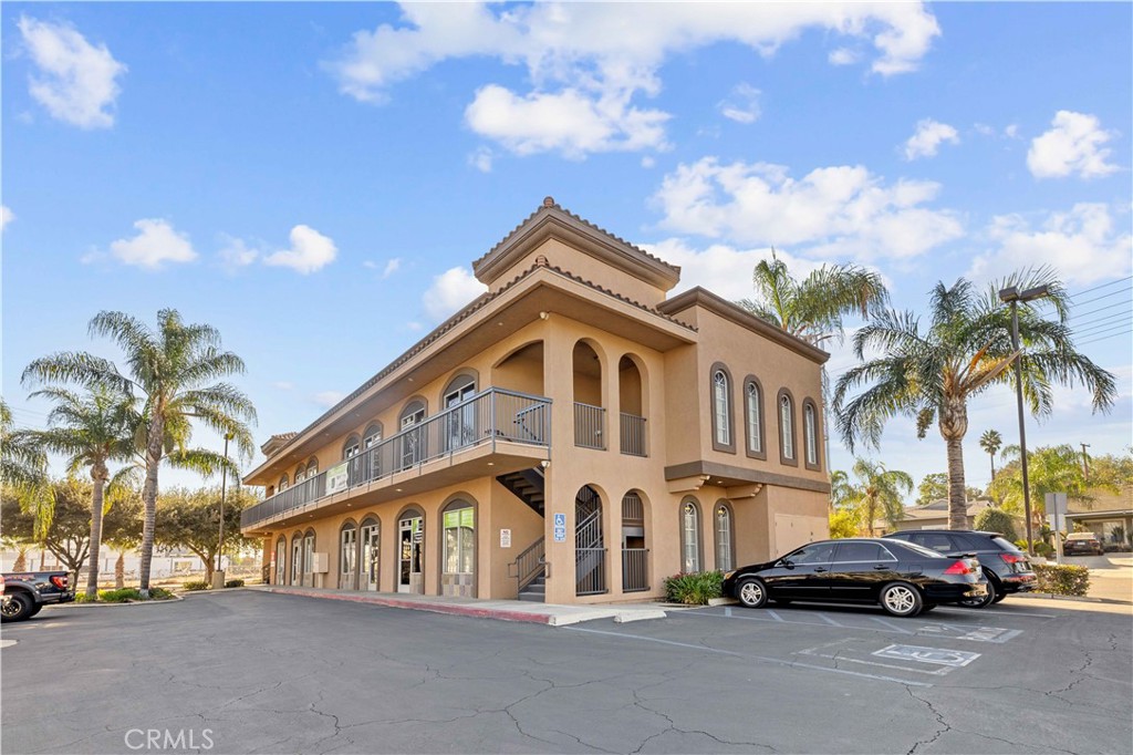 Built in 2008 two story office building located in the center of Corona. There are 8 units, the total building area is 7348 sqft. 27 spots of parking is provided on site. Close to highway and Ontario airport.