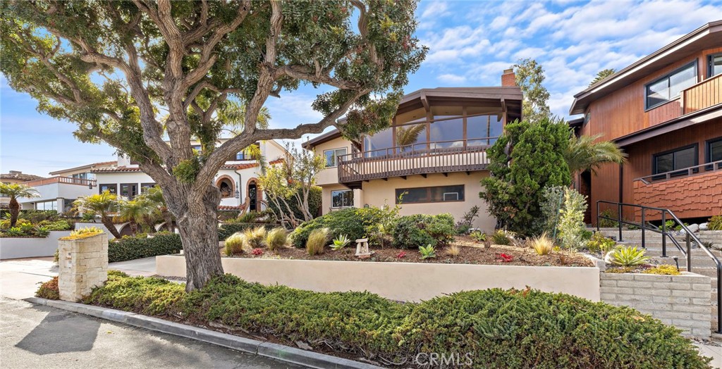 159 Crescent Bay Drive