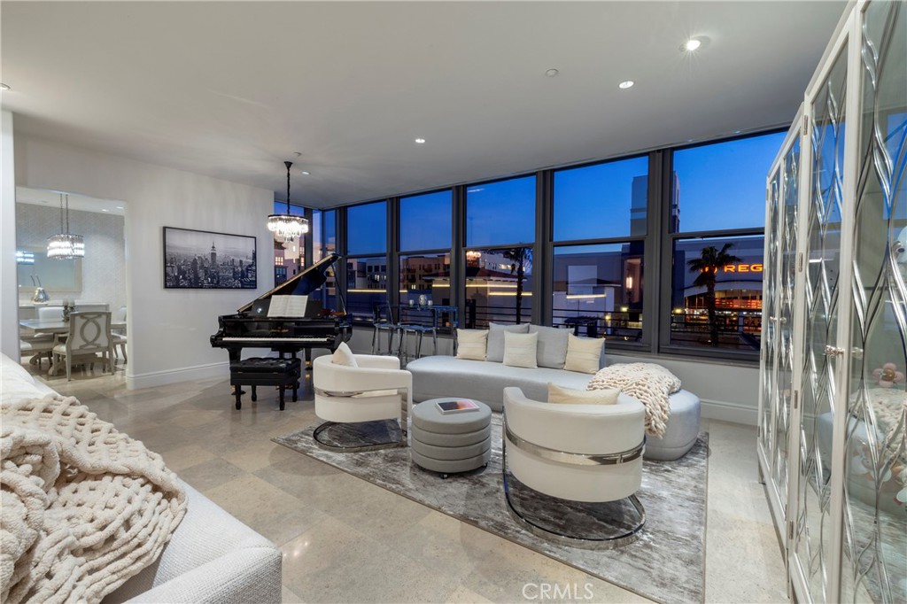Properties 3 345 E Colorado Boulevard 404