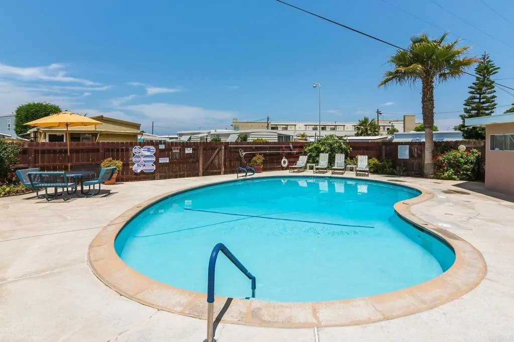 Oceanside, California 92054, United States, 1 Bedroom Bedrooms, ,1 BathroomBathrooms,Residential,Active,131526