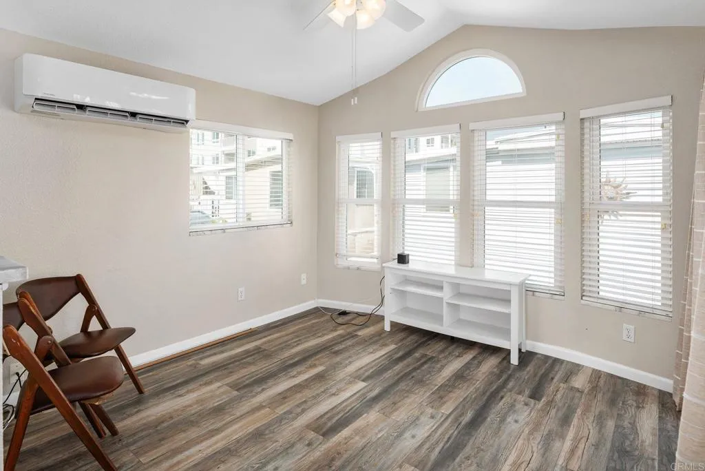 Oceanside, California 92054, United States, 1 Bedroom Bedrooms, ,1 BathroomBathrooms,Residential,Active,131526