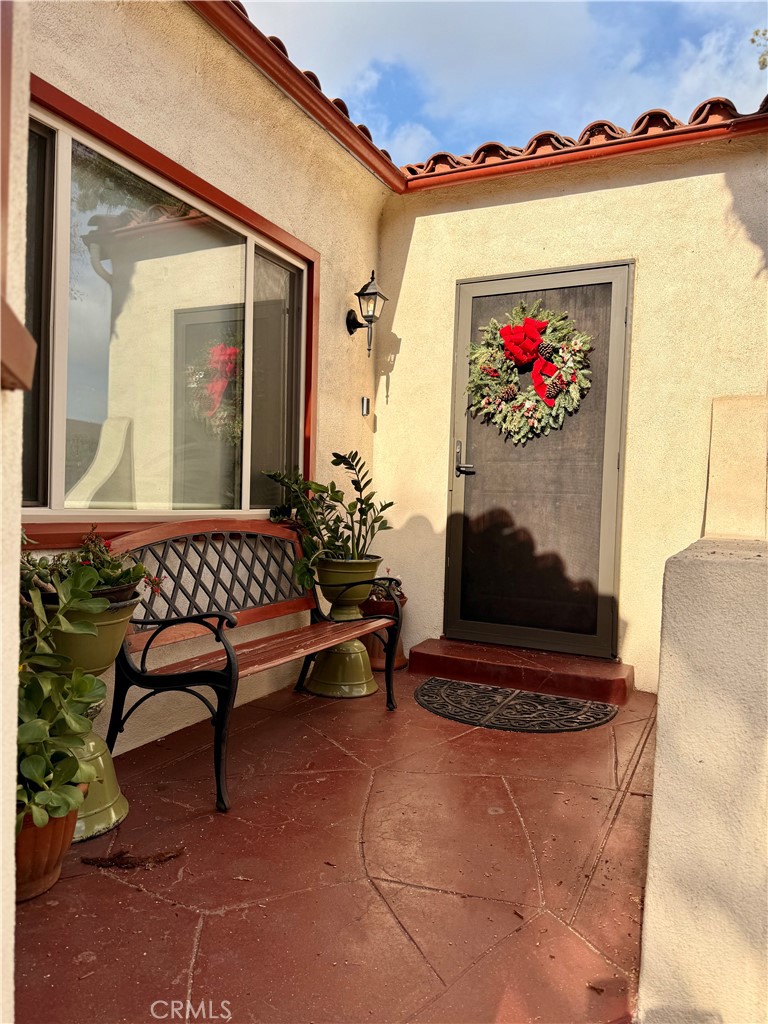 2419 Eucalyptus Avenue