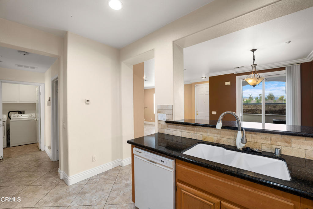 Photo 10 of 42 of 3375 Shadetree Way townhome