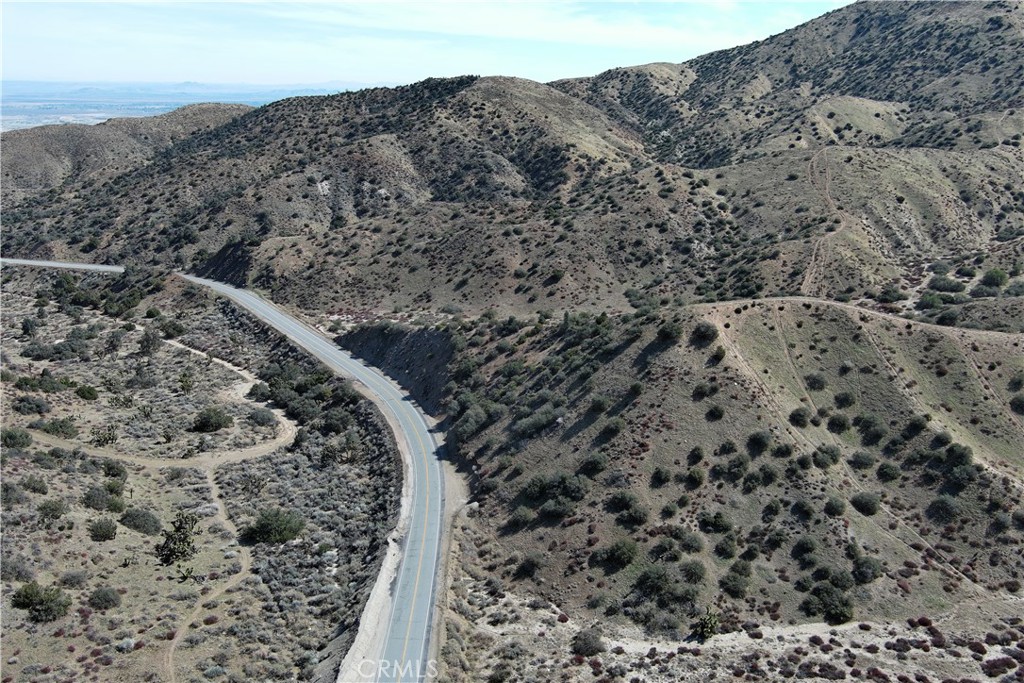 Seize this incredible opportunity to own 250 acres of land in Palmdale in Los Angeles County! This expansive lot is priced to sell and offers a wealth of potential uses, making it an excellent investment for developers, agricultural entrepreneurs, or those looking for a private retreat.
This land can be approved for:
• Single-Family Residence (SFR)
• Heavy Agricultural Use (ideal for farming or large-scale operations)
• Accessory Dwelling Units (ADU)
• Equestrian Use (perfect for raising and boarding horses)
Prime Location:
• Situated in unincorporated Los Angeles County, between growing cities.
• Close to future developments, offering long-term value potential.
This is a rare chance to secure a large parcel at an unbeatable price. Whether you want to develop, farm, or invest, this land offers endless possibilities.