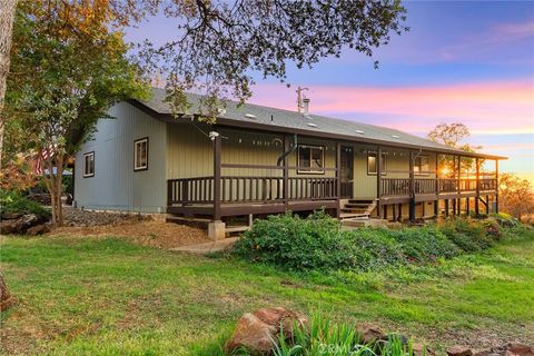 A home in Oroville