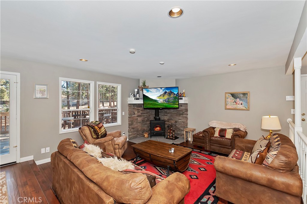 42599 Ruben Way