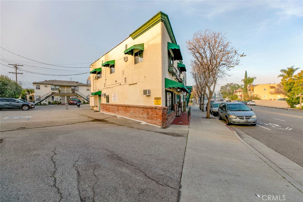 1140 E Chevy Chase Drive