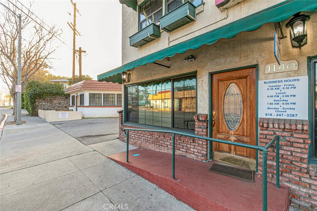 1140 E Chevy Chase Drive