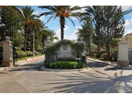 Desirable condo located in Gated "Altura" Community. Popular 2 story floor plan featuring two suites plus a loft (can be used as Den/Office or optional 3rd bedroom). Attached 1 car garage. Community pool, spa, and fitness center. Close to shopping, restaurants, FWYs. Award Winning Placentia Yorba Linda School District.
