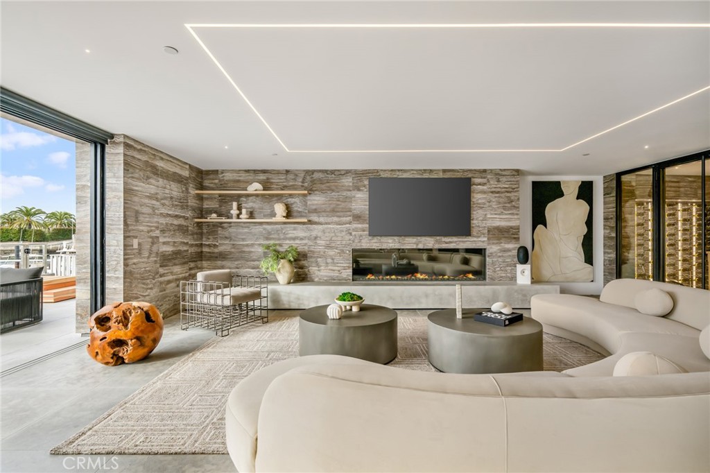 433 Harbor Island Drive