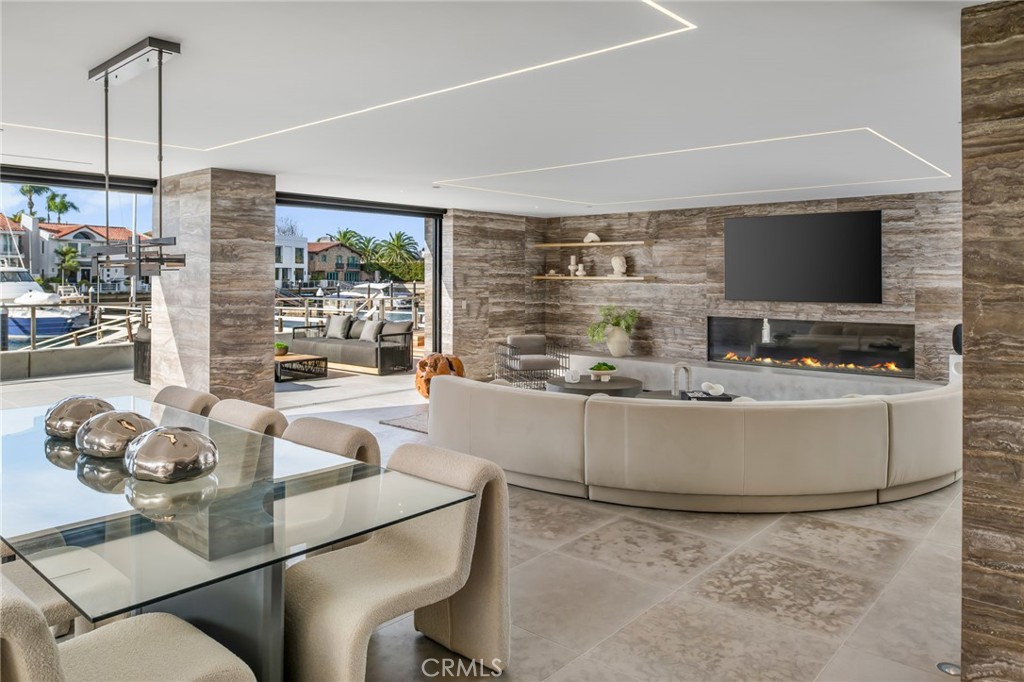 433 Harbor Island Drive