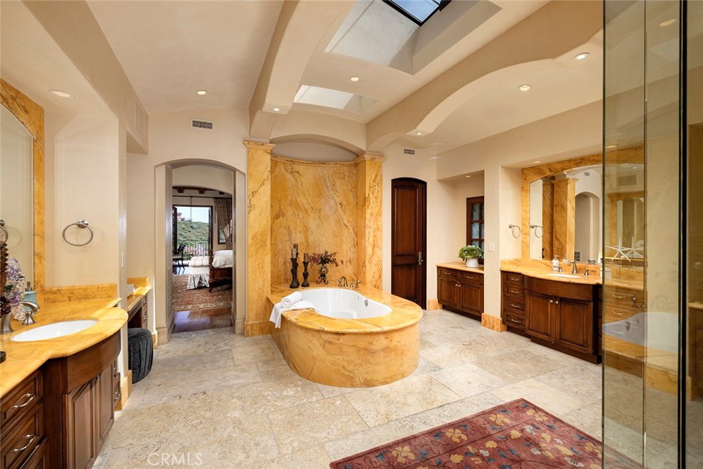 Pelican Hill (NCPH) - Residential