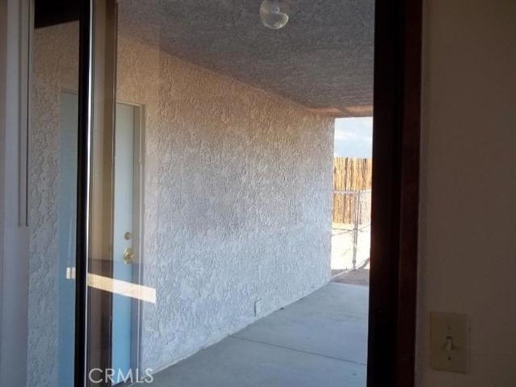 listing image 13077284332119888517