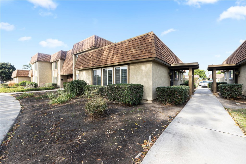 5170 Banbury Circle