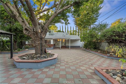 A home in Reseda