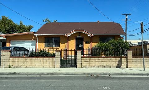 Photo of 11549 Burke Street, Whittier, CA 90606 (MLS # RS23050490)