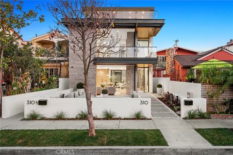 A home in Corona Del Mar