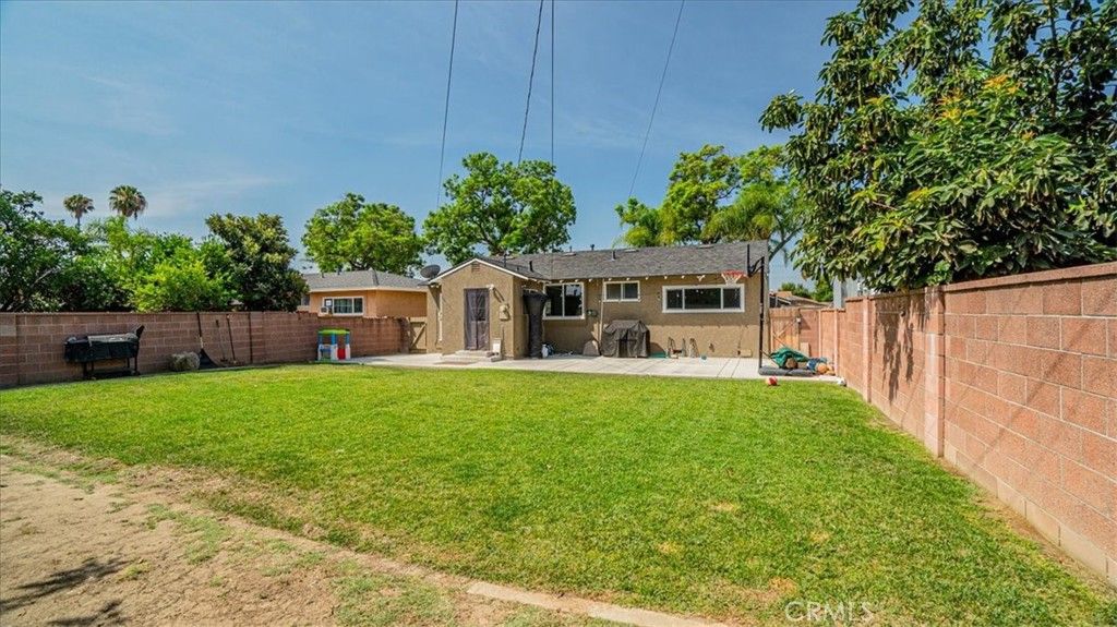 listing image 130726386386618068954