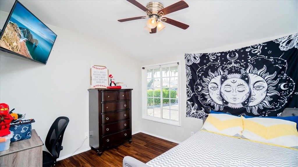 listing image 130729219952015934541