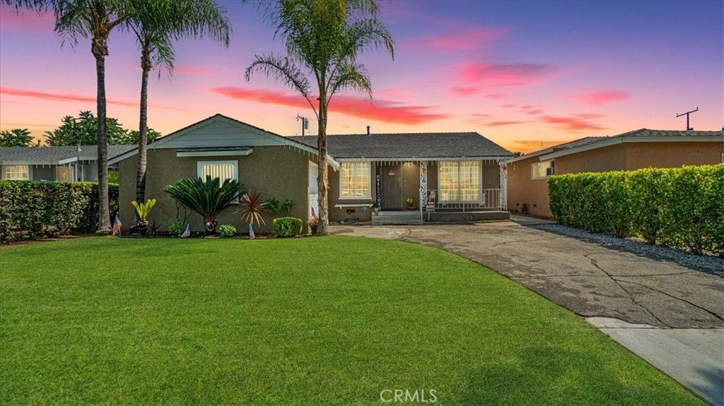 listing image 130723837598304844029