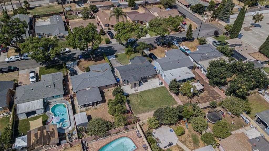 listing image 130726258456624300676