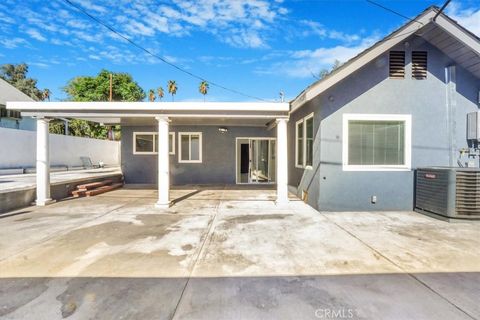 A home in Lake Elsinore