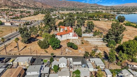 A home in Lake Elsinore