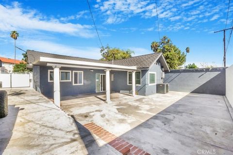 A home in Lake Elsinore