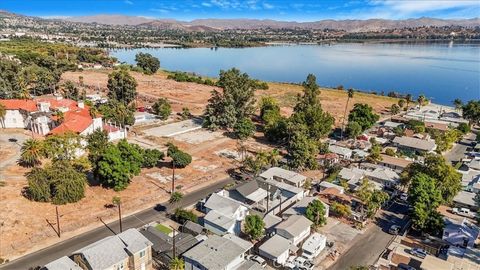 A home in Lake Elsinore