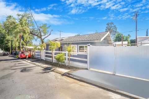 A home in Lake Elsinore