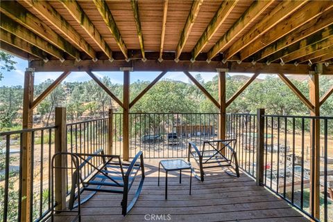 A home in Clearlake Oaks