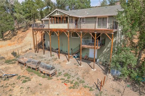 A home in Clearlake Oaks