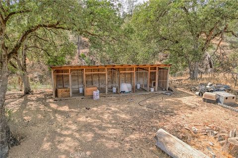 A home in Clearlake Oaks