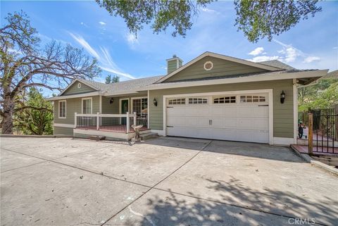 A home in Clearlake Oaks