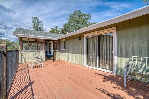 A home in Clearlake Oaks