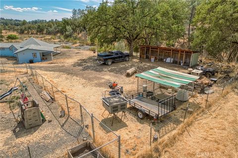 A home in Clearlake Oaks