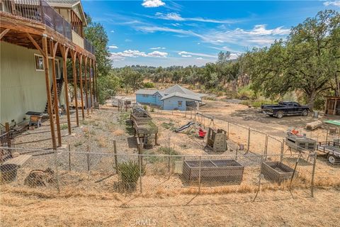 A home in Clearlake Oaks