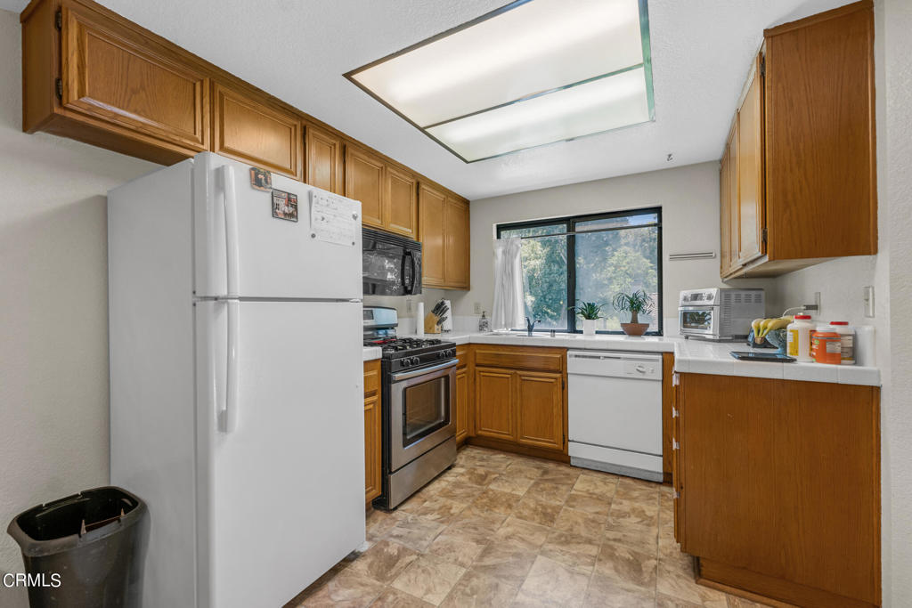 Photo 14 of 41 of 6312 Corte Lucinda condo