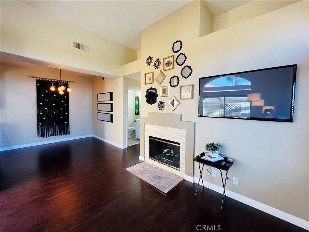 listing image 130723141693602986677
