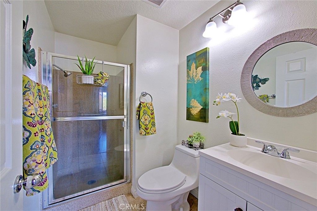 listing image 130724922319234762071
