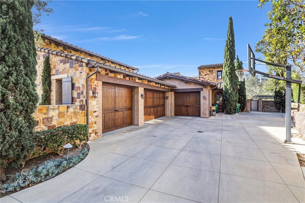 Shady Canyon Custom (SHDC) - Residential