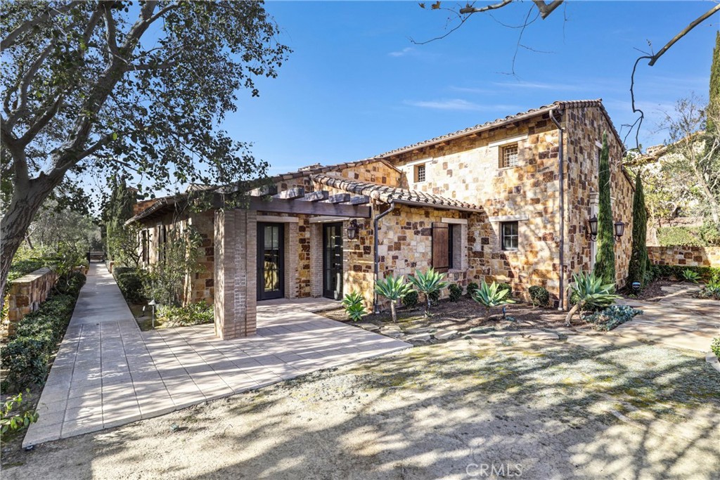 Shady Canyon Custom (SHDC) - Residential