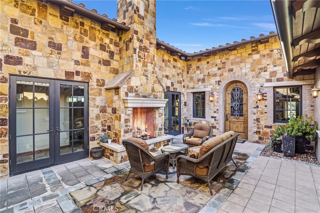 Shady Canyon Custom (SHDC) - Residential