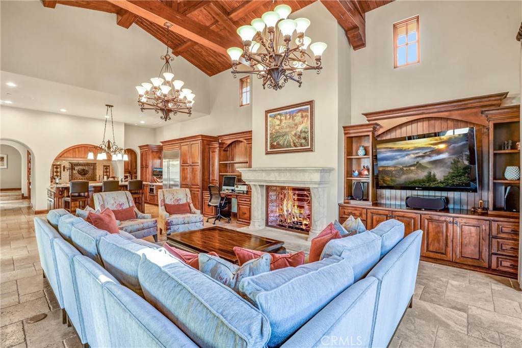 Shady Canyon Custom (SHDC) - Residential