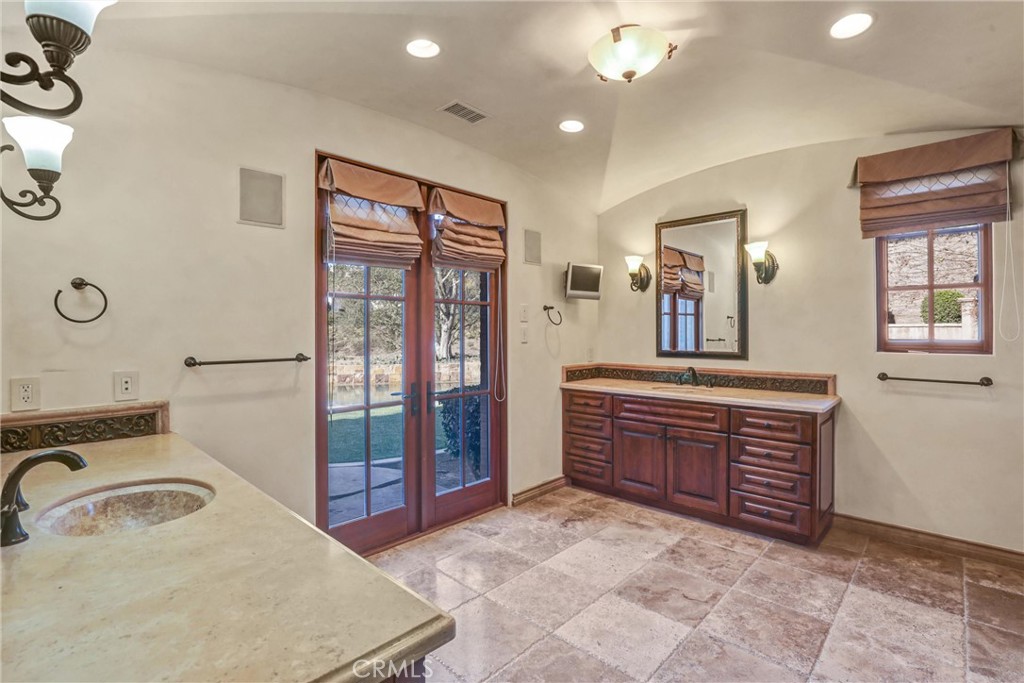 Shady Canyon Custom (SHDC) - Residential