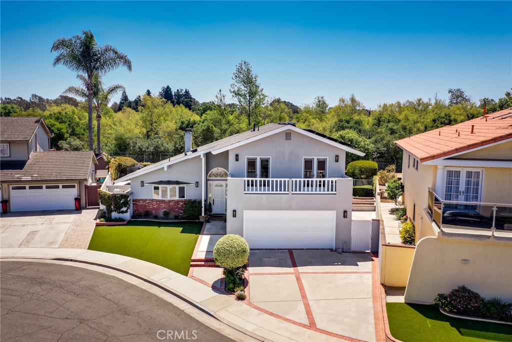 6842 Jardines Drive