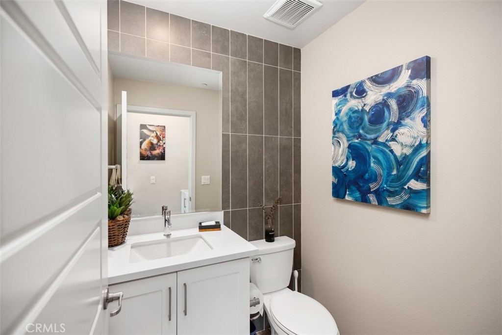 Photo 20 of 28 of 141 Cadence townhome