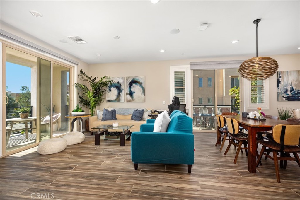 Photo 9 of 28 of 141 Cadence townhome
