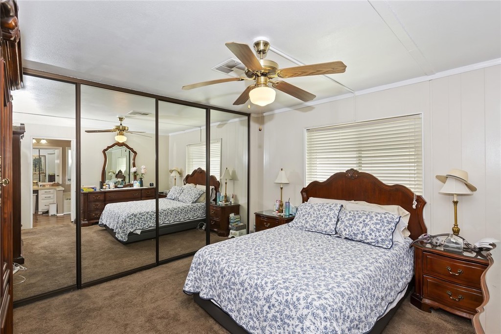 Photo 11 of 13 of 15252 Seneca Road 343 mobile home